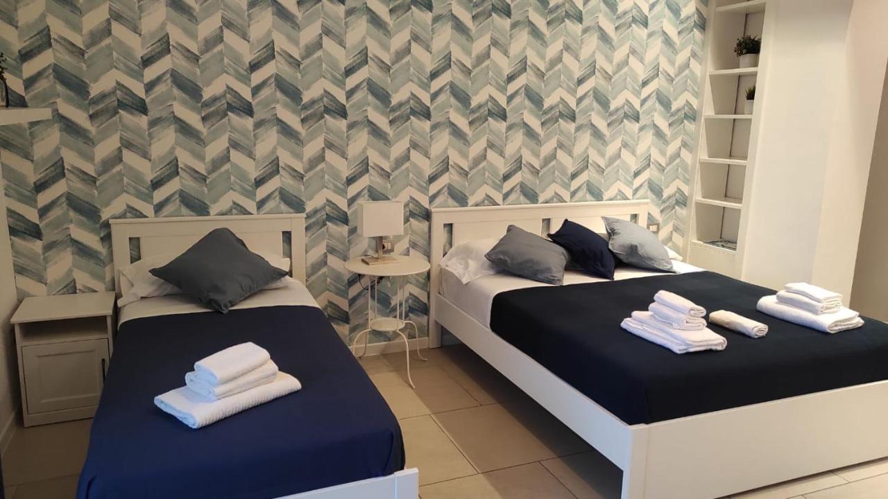Ferienwohnung La Dimora Delle Sirene Salerno Exterior foto