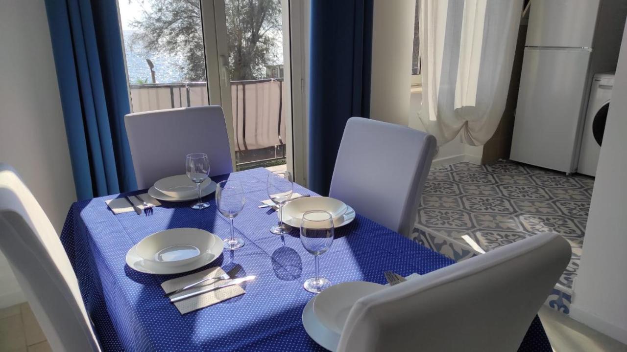 Ferienwohnung La Dimora Delle Sirene Salerno Exterior foto