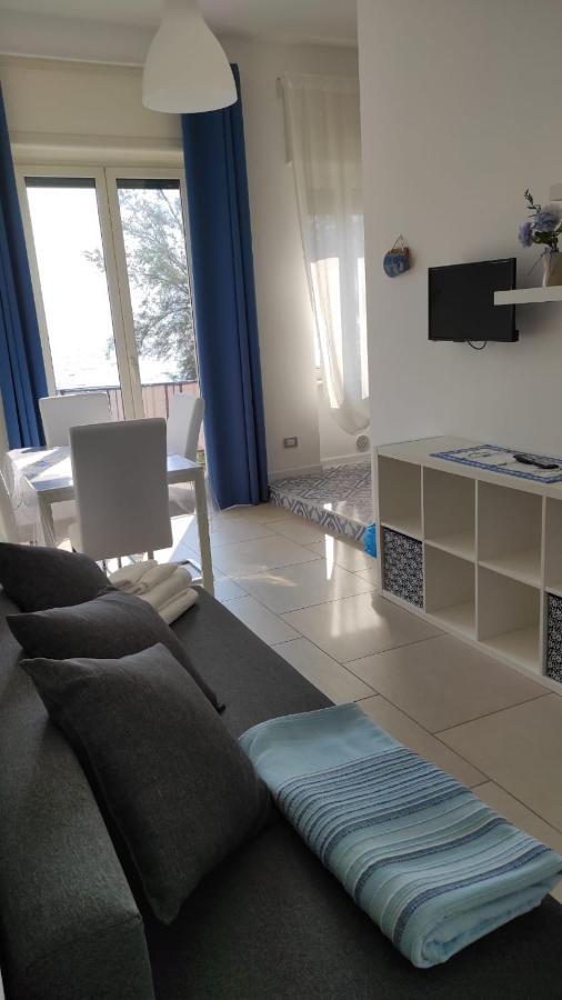 Ferienwohnung La Dimora Delle Sirene Salerno Exterior foto