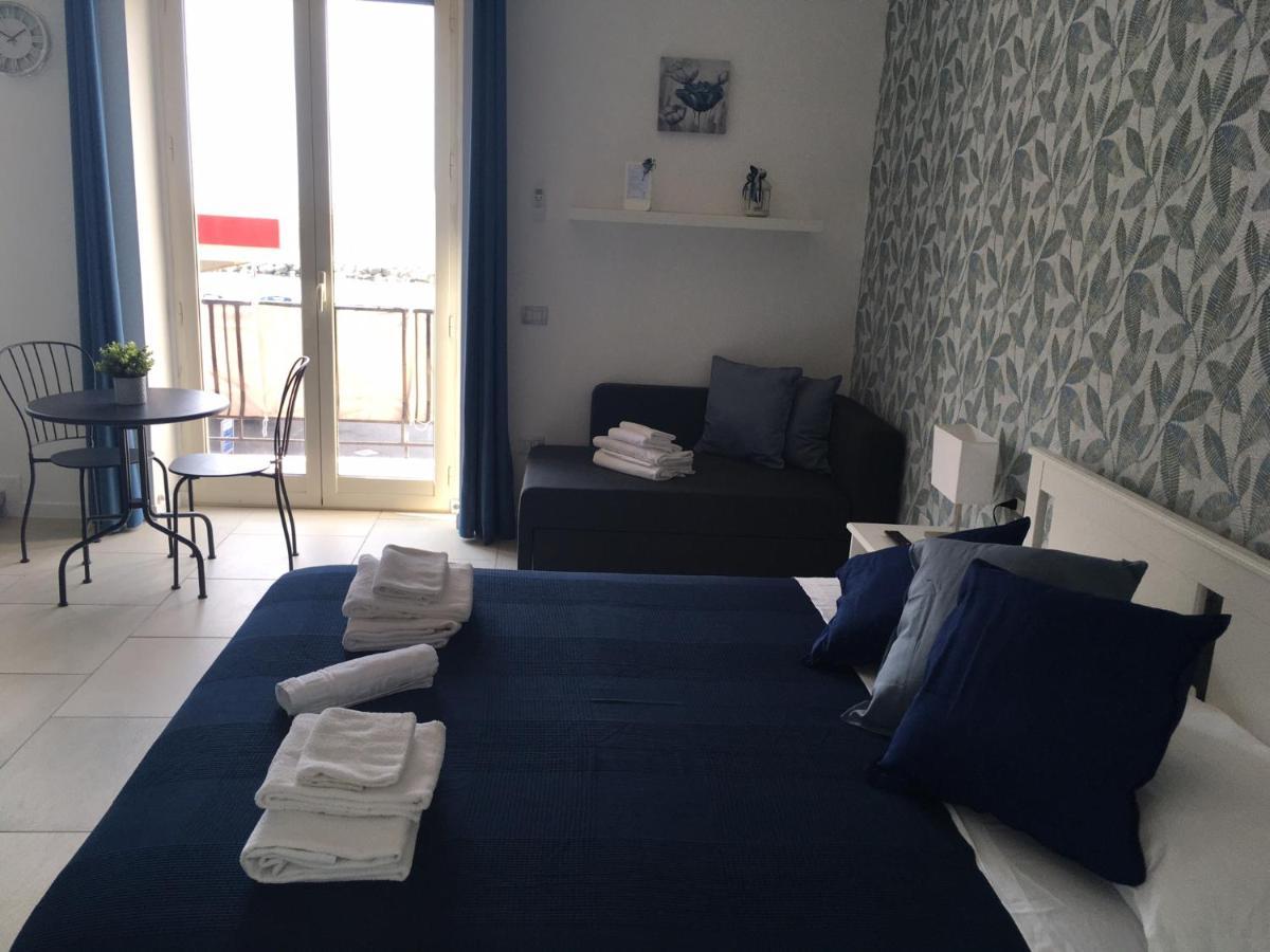 Ferienwohnung La Dimora Delle Sirene Salerno Exterior foto